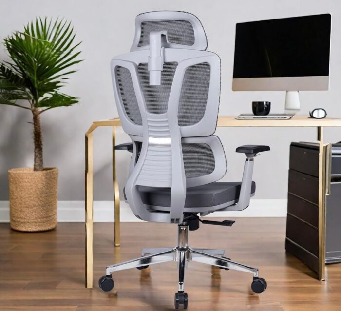 Executive Chair 9 - Image 4