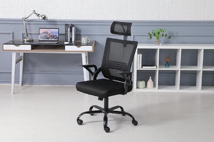 Chair Manufacturer & Dealer in Wanowrie