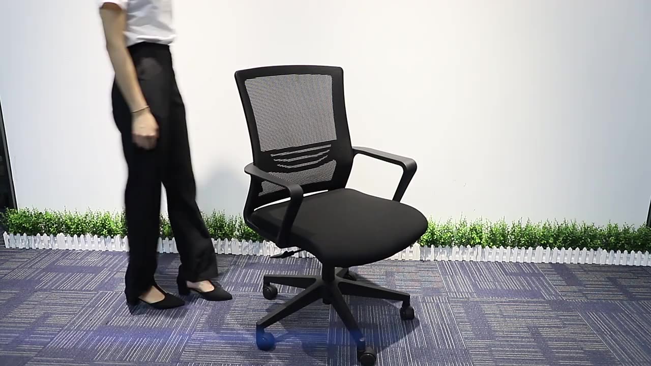Chair Manufacturers and Dealers in Rasta Peth