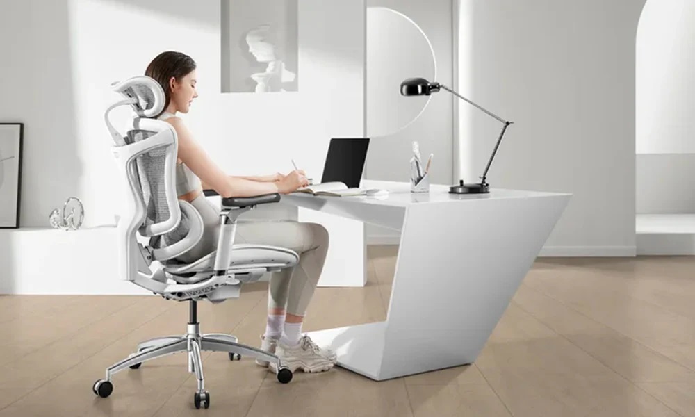 Chair Manufacturers and Dealers in Mahur