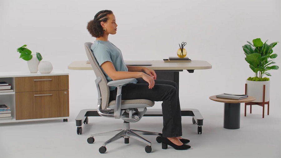 Chair Manufacturers and Dealers in Moshi, Pune