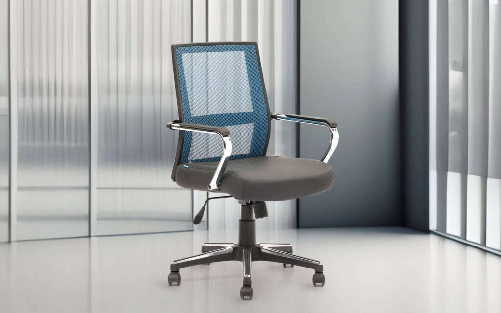 Chair Manufacturers & Dealers in Uruli Kanchan