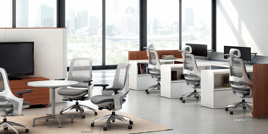 Chair Manufacturers and Dealers in Junnar